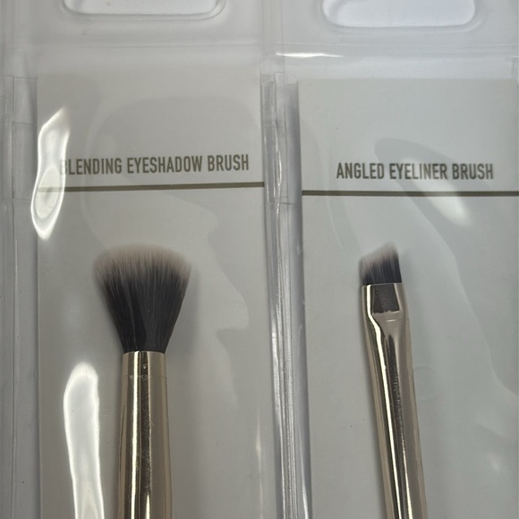Believe beauty angled liner, blending eyeshadow two eye makeup brushes - Picture 3 of 4